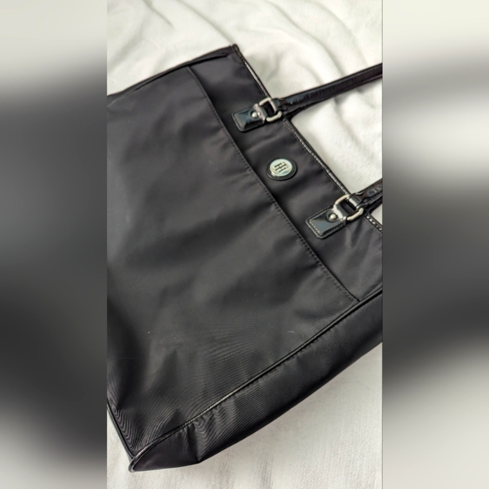 Tommy Hilfiger Tote